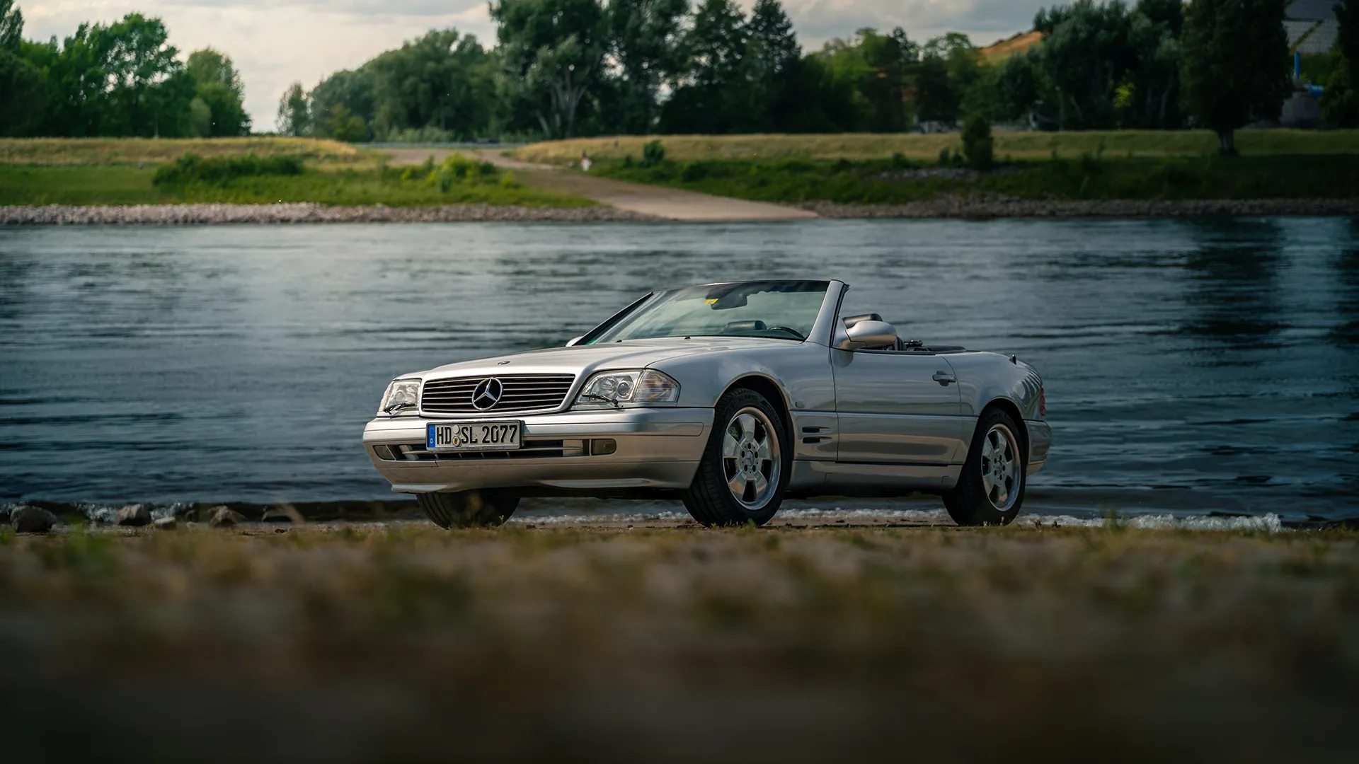 SL 320 R129