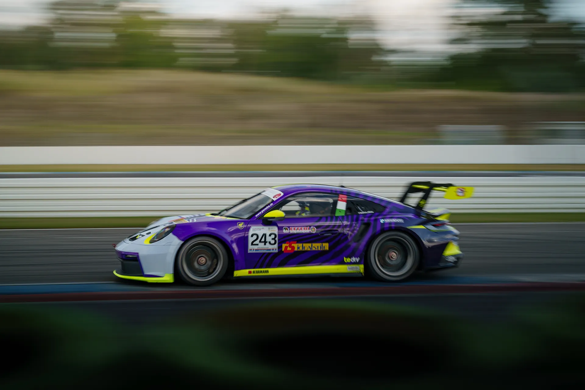 Nr 243 — Motorsport photography, Dans Trackday, image 7