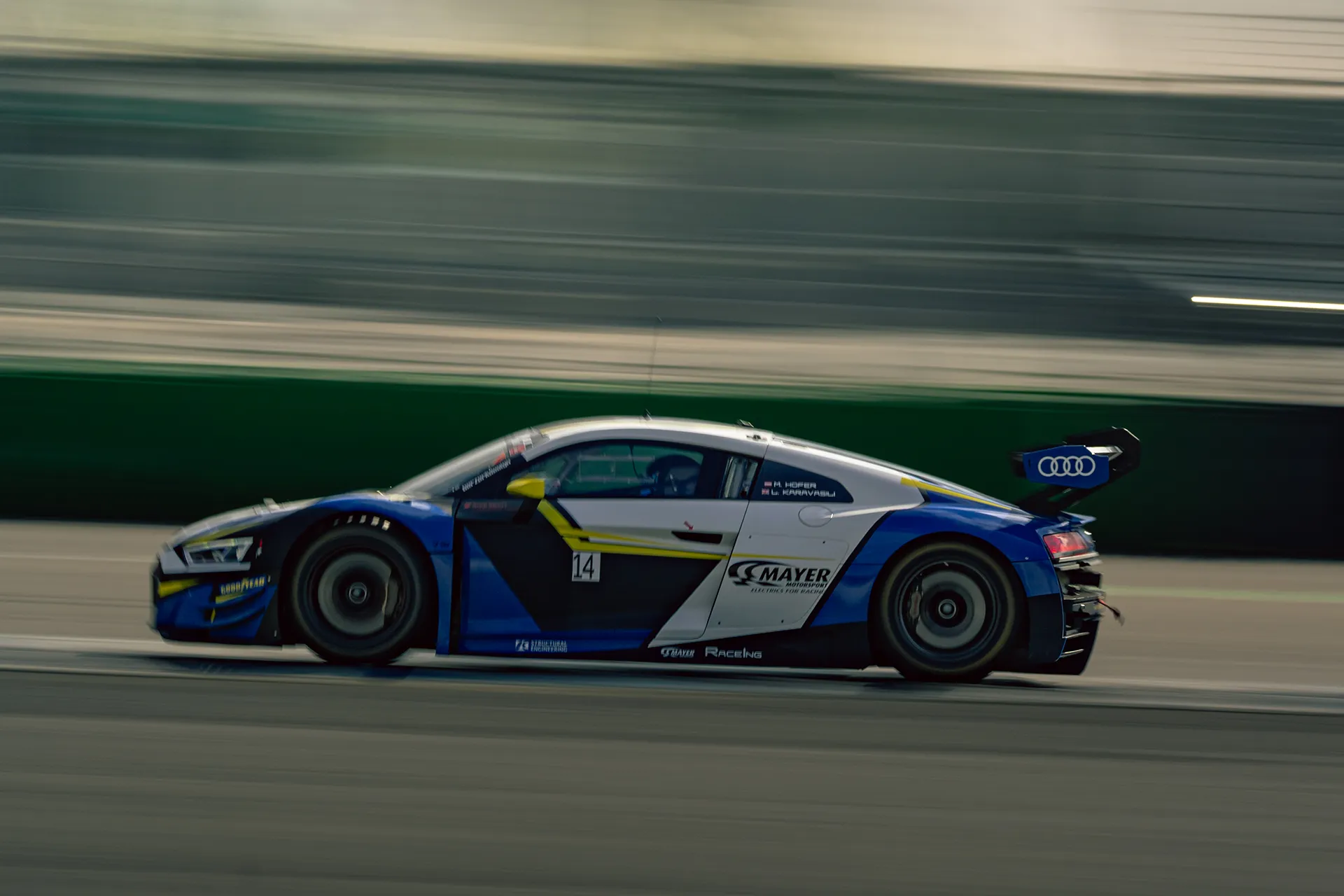 Audi R8 Blau — Motorsport photography, Dans Trackday, image 5