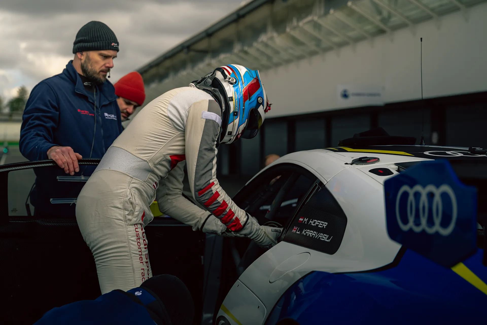 Audi R8 Blau — Motorsport photography, Dans Trackday, image 13