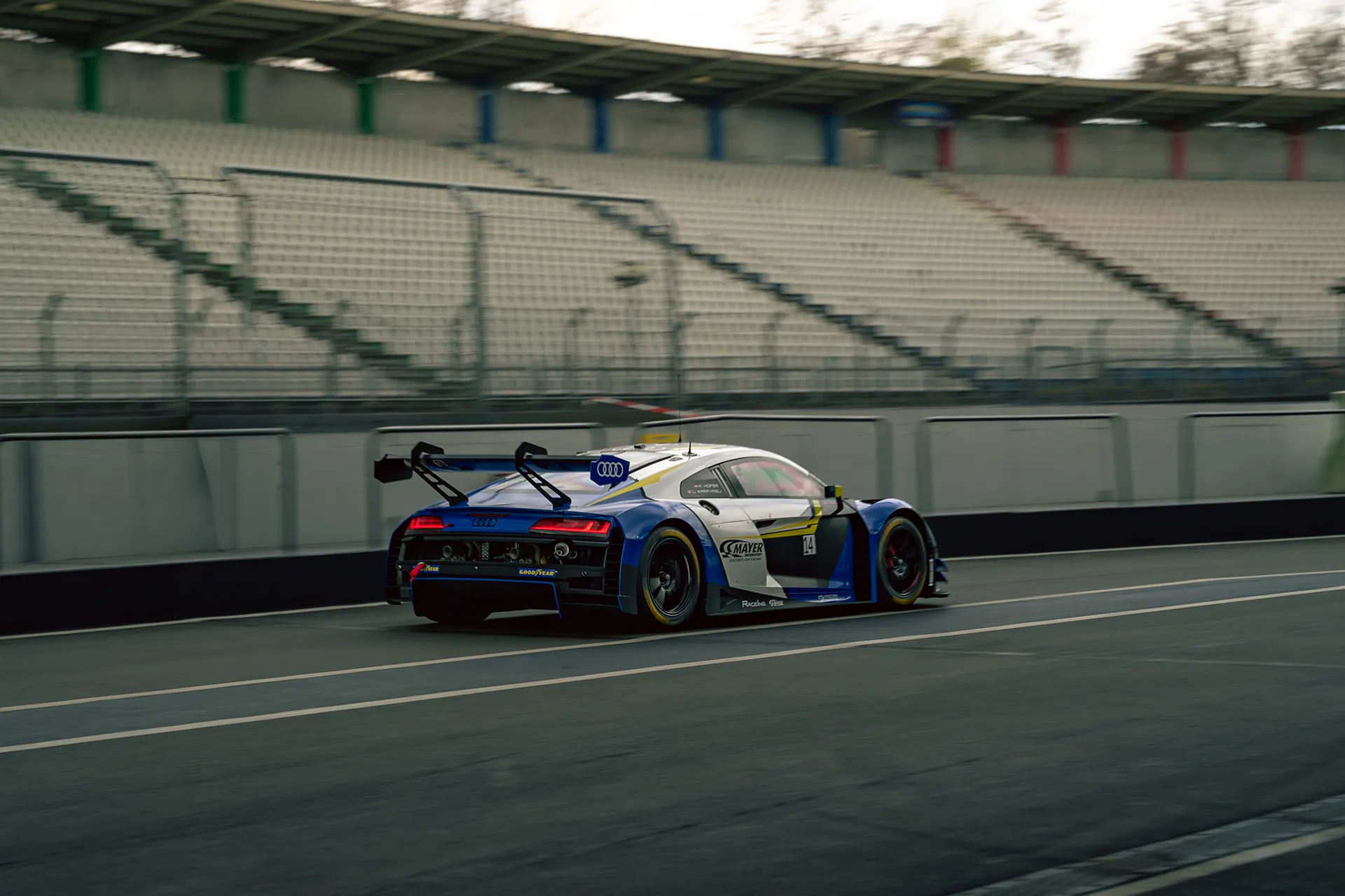 Audi R8 Blau