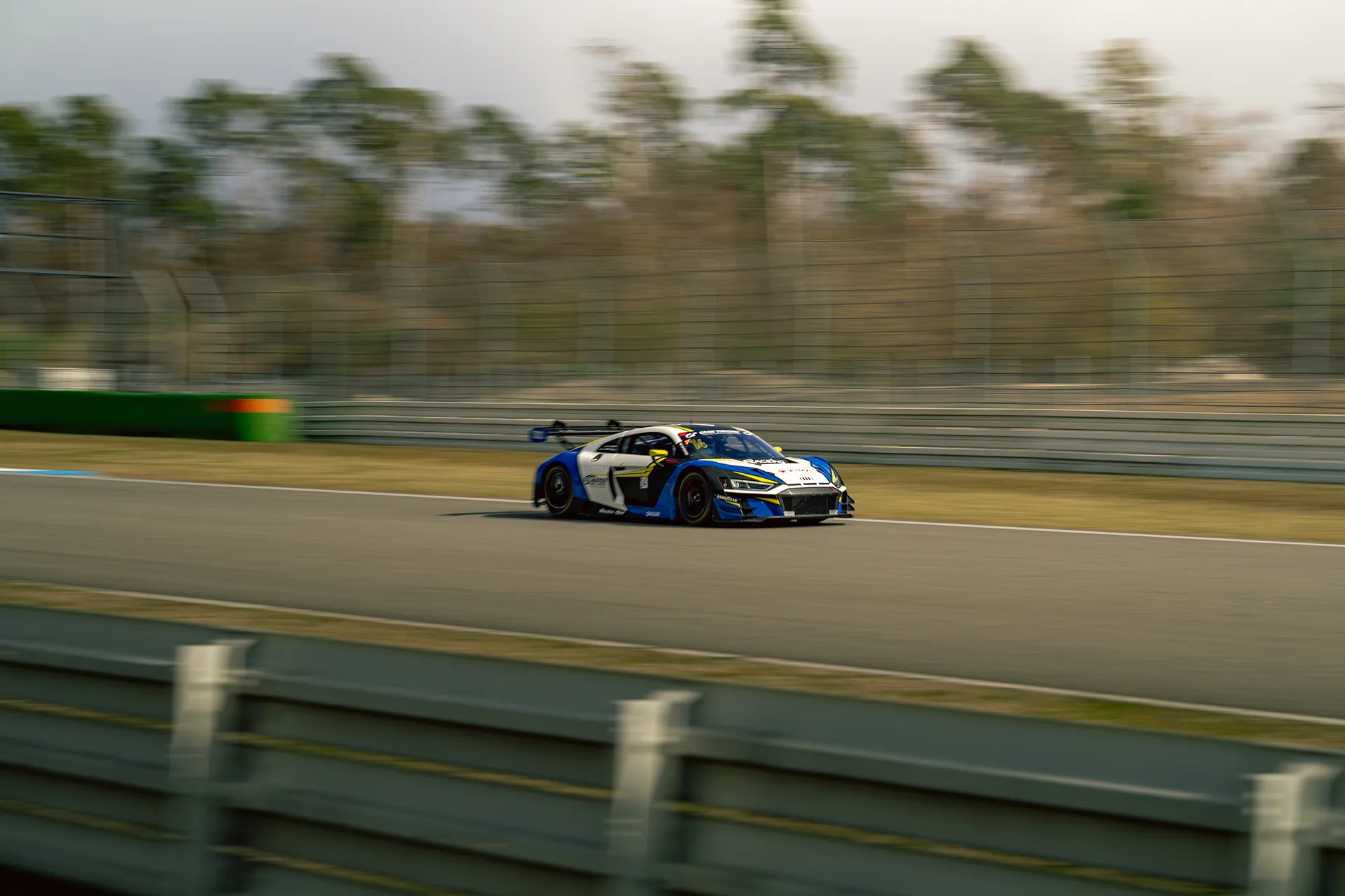 Audi R8 Blau — Motorsport photography, Dans Trackday, image 19