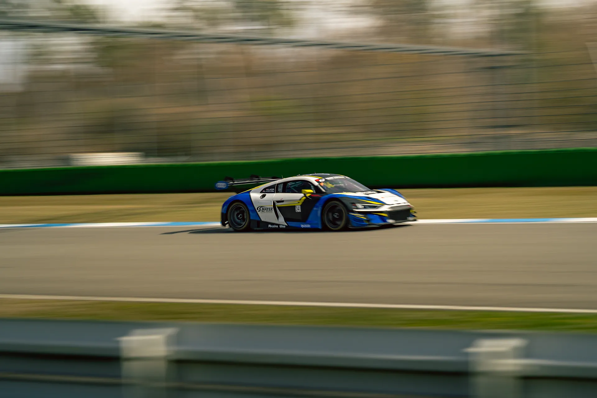 Audi R8 Blau — Motorsport photography, Dans Trackday, image 22