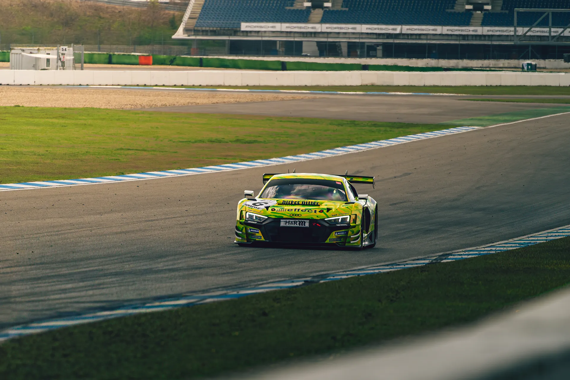 Audi R8 LMS Nr 6 — Motorsport photography, Dans Trackday, image 6