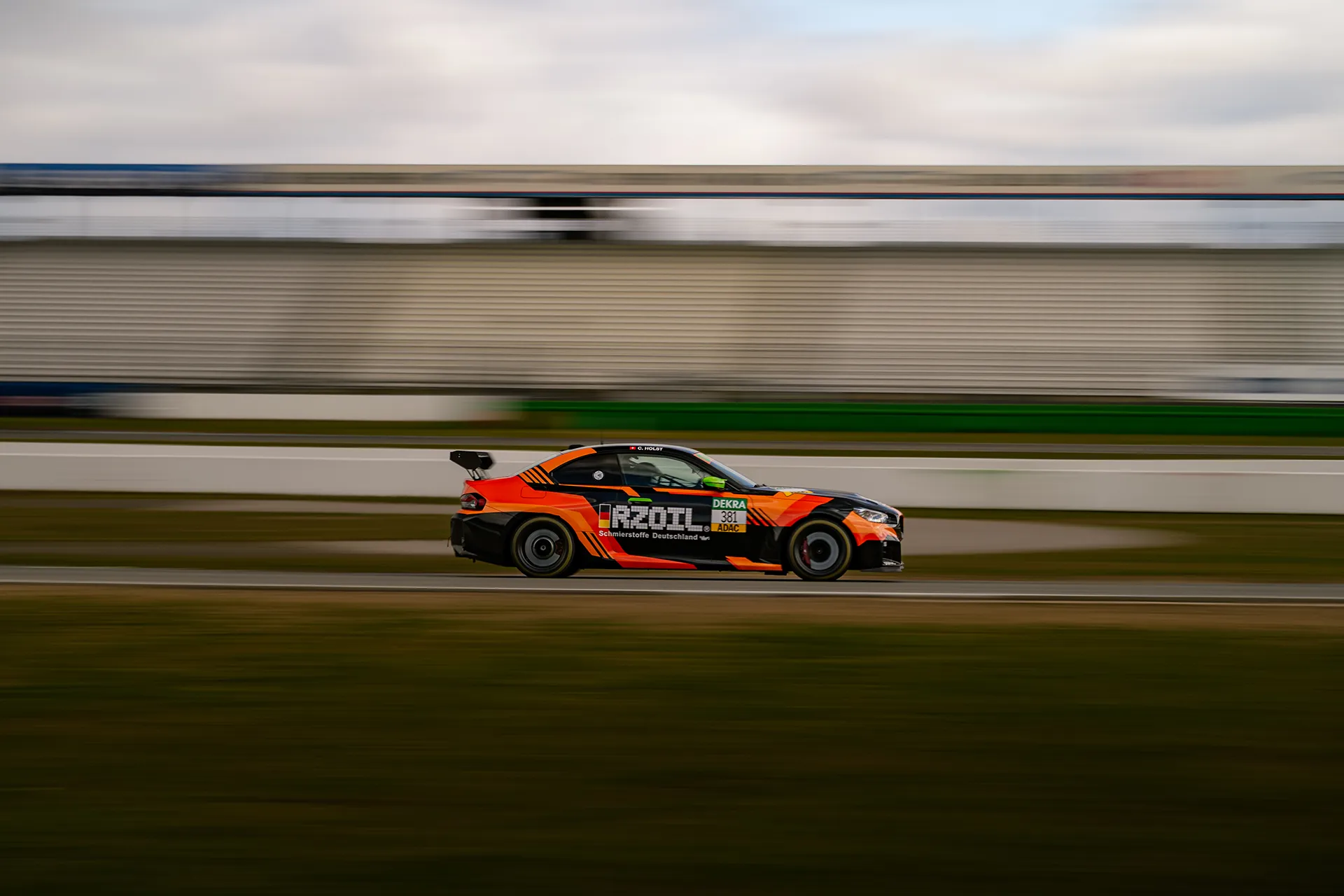 BMW M2 Nr 381 — Motorsport photography, Dans Trackday, image 9