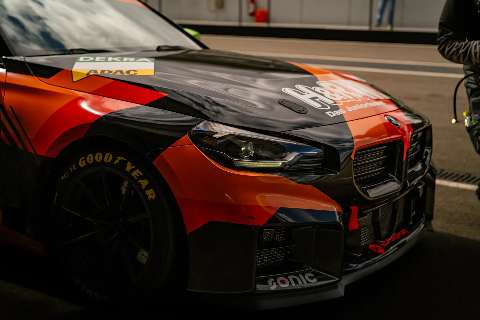 BMW M2 Nr 381 — Motorsport photography, Dans Trackday, image 12