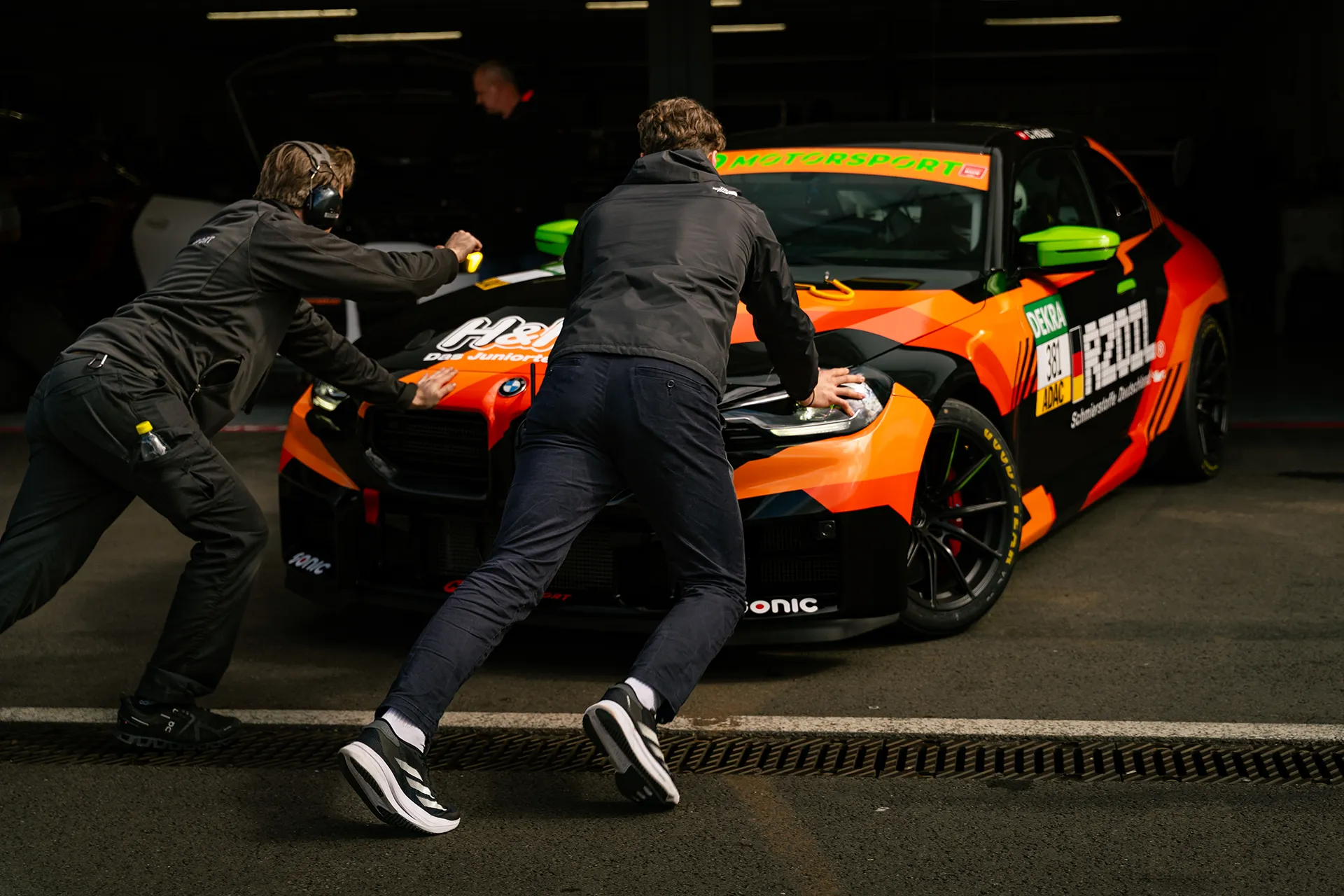 BMW M2 Nr 381 — Motorsport photography, Dans Trackday, image 14