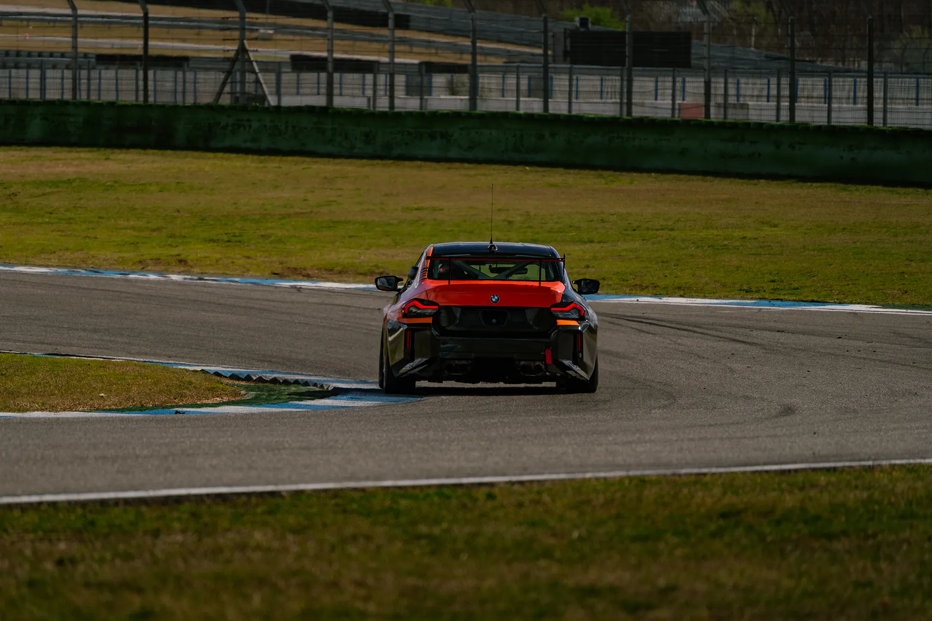 BMW M2 Nr 381 — Motorsport photography, Dans Trackday, image 19