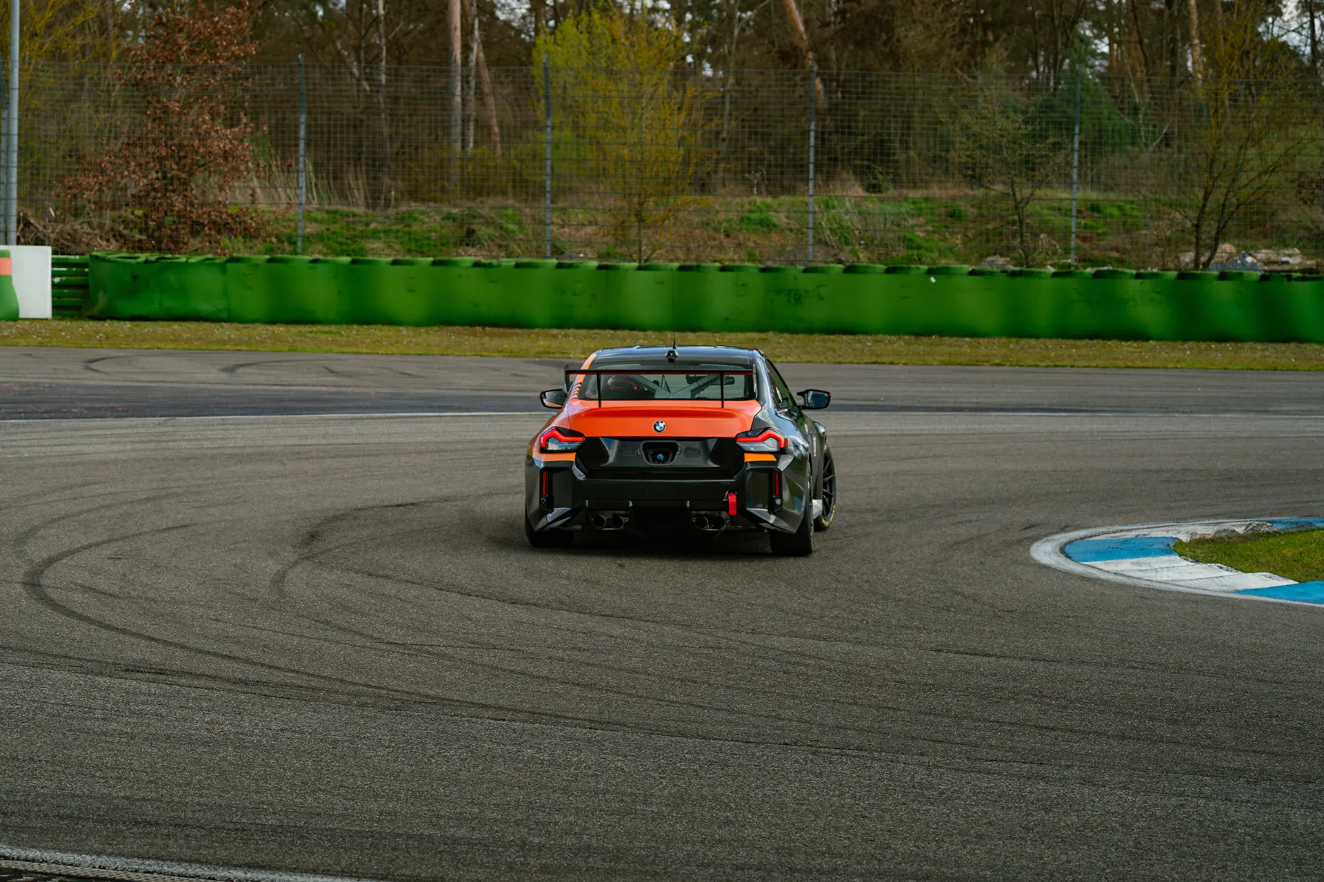 BMW M2 Nr 381 — Motorsport photography, Dans Trackday, image 22