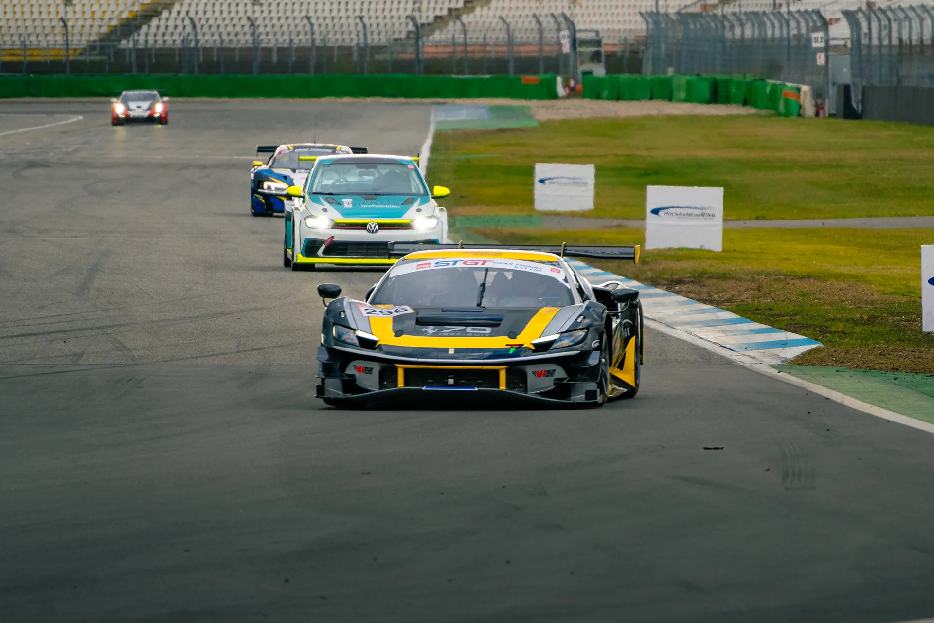 Ferrari Gelb NR296
