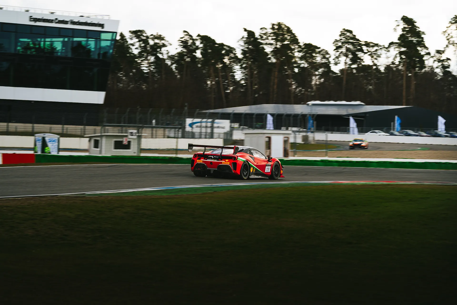 Ferrari Rot NR378 — Motorsport photography, Dans Trackday, image 6