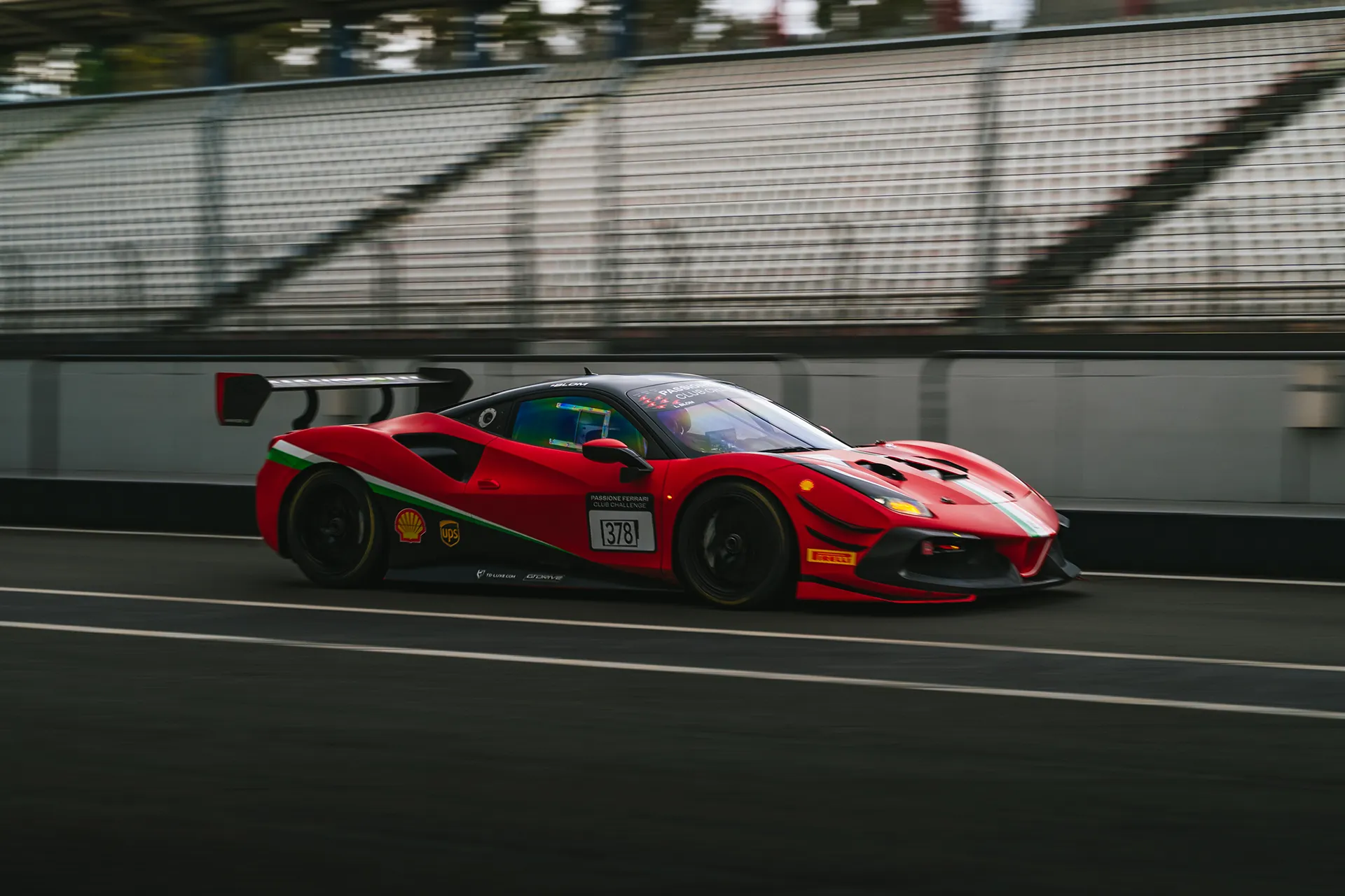 Ferrari Rot NR378 — Motorsport photography, Dans Trackday, image 12