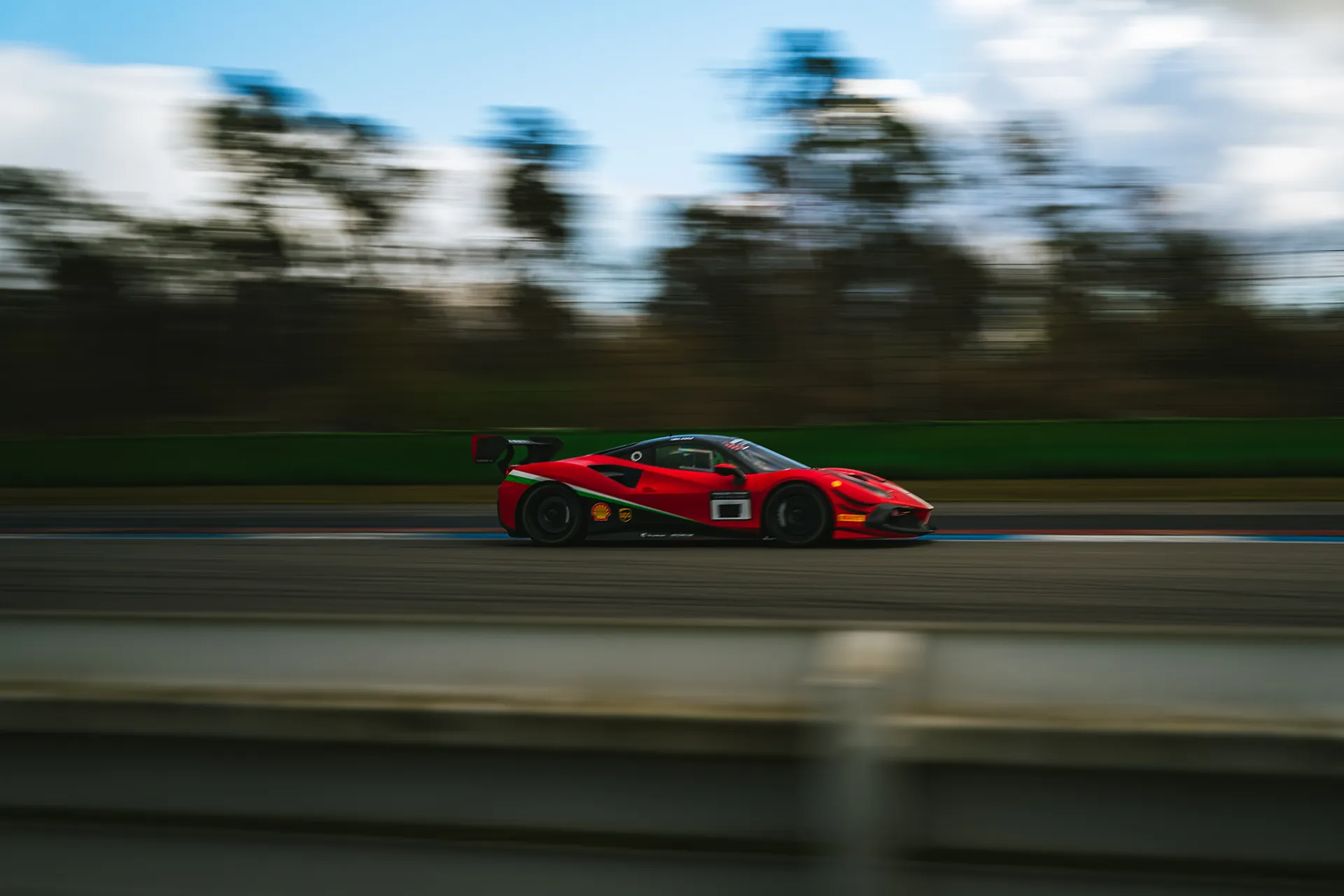 Ferrari Rot NR378 — Motorsport photography, Dans Trackday, image 17