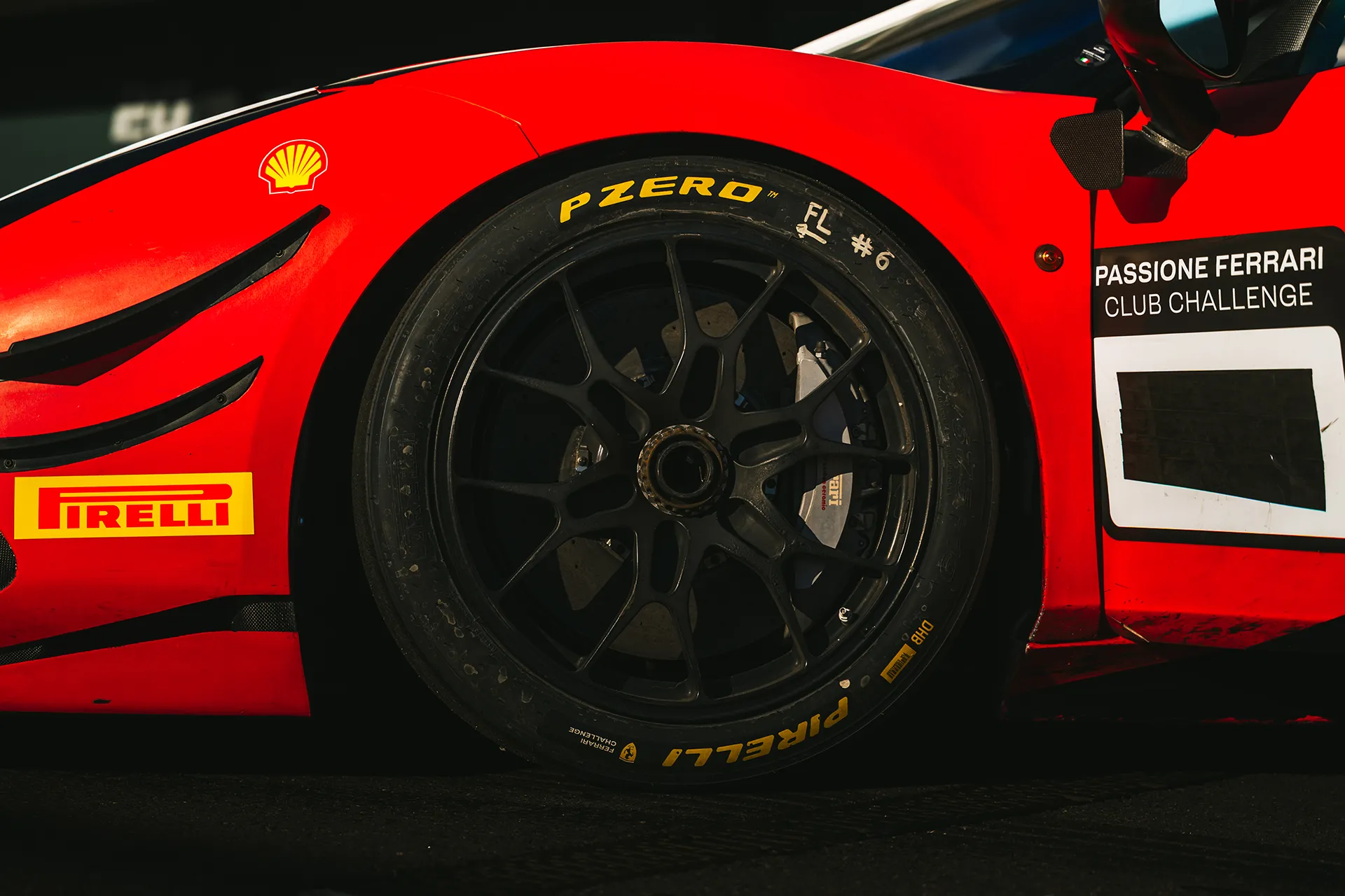 Ferrari Rot NR378 — Motorsport photography, Dans Trackday, image 26