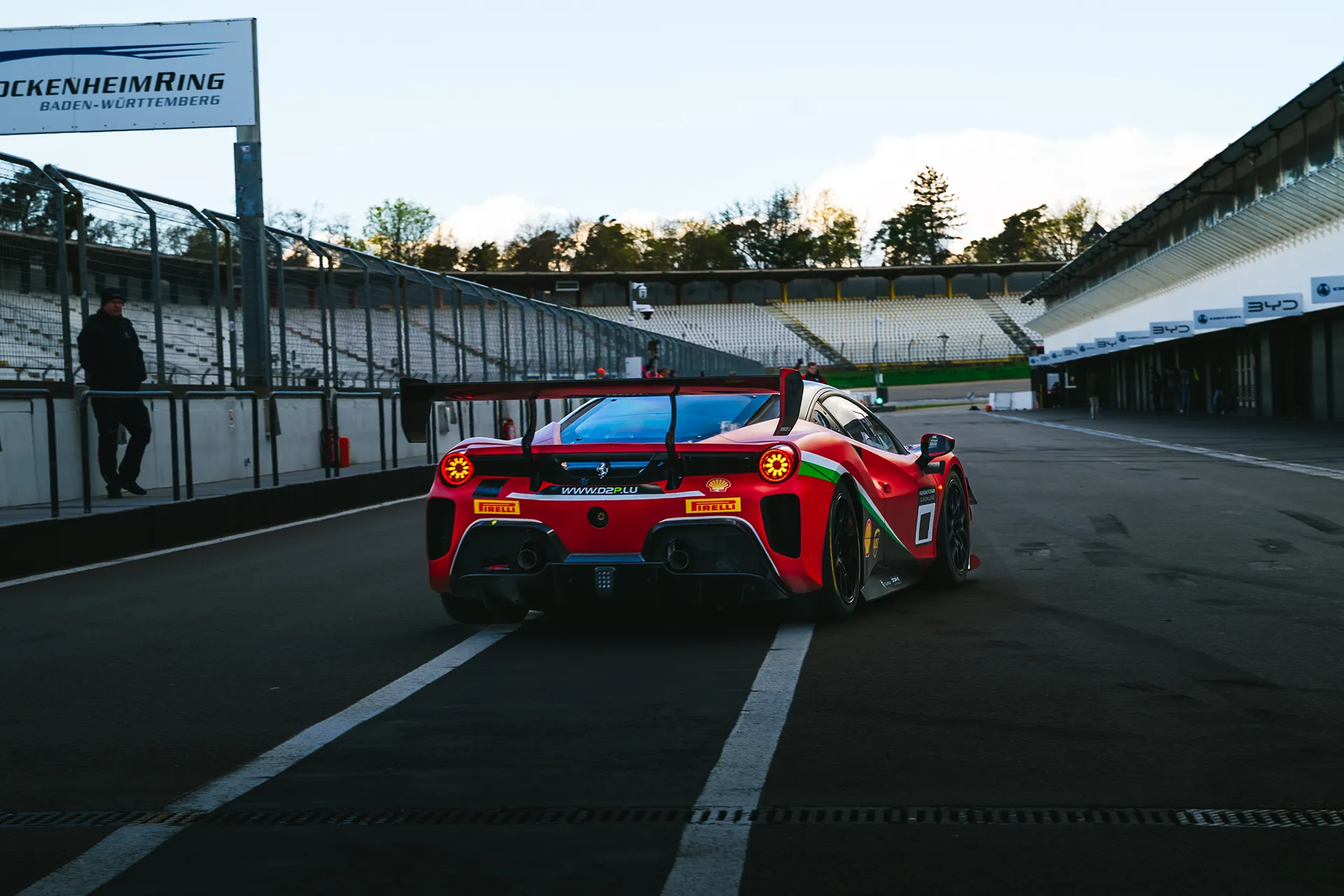 Ferrari Rot NR378 — Motorsport photography, Dans Trackday, image 32