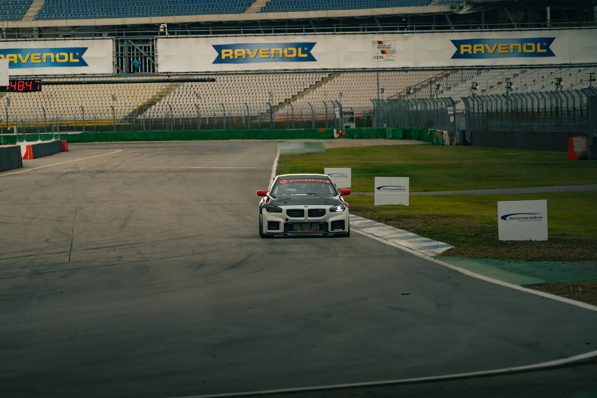ME Motorsport M2 NR382 — Motorsport photography, Dans Trackday, image 3