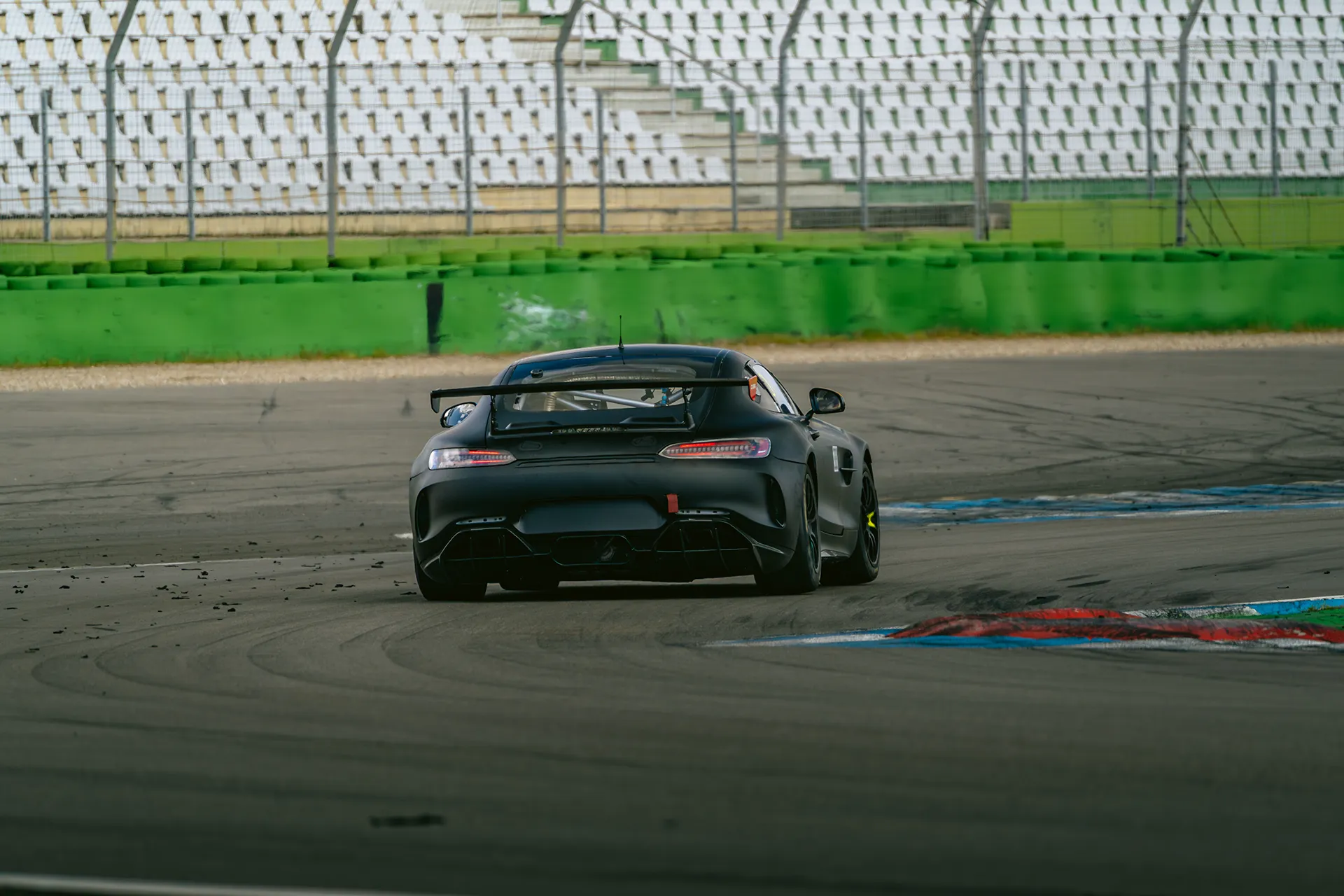 Mercedes AMG NR388+NR389 — Motorsport photography, Dans Trackday, image 3
