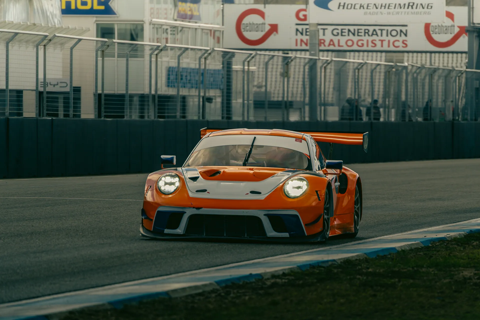 Porsche GT3 Cup Nr 392 — Motorsport photography, Dans Trackday, image 2