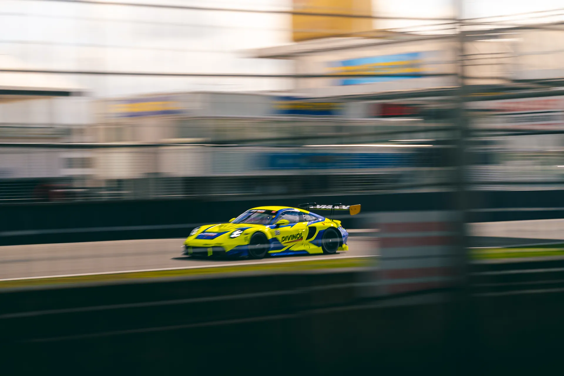 Porsche GT3 Cup Nr 393 — Motorsport photography, Dans Trackday, image 5